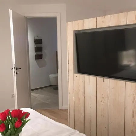 Duenenhuuske Meerleev Mit Sauna Auf By Interhome Vakantiehuis Spiekeroog