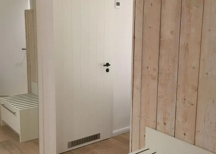 Duenenhuuske Meerleev Mit Sauna Auf By Interhome Casa de Férias *